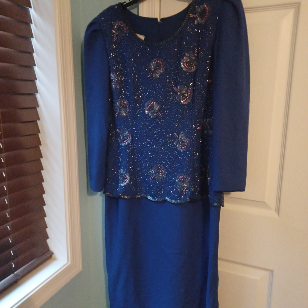 Stunning Royal Blue Long Sleeve Dress
